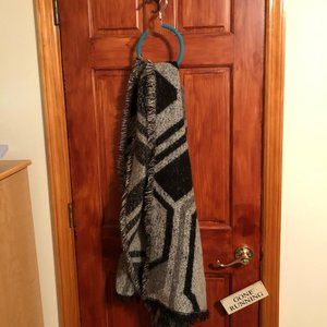 Black and grey blanket scarf LOFT